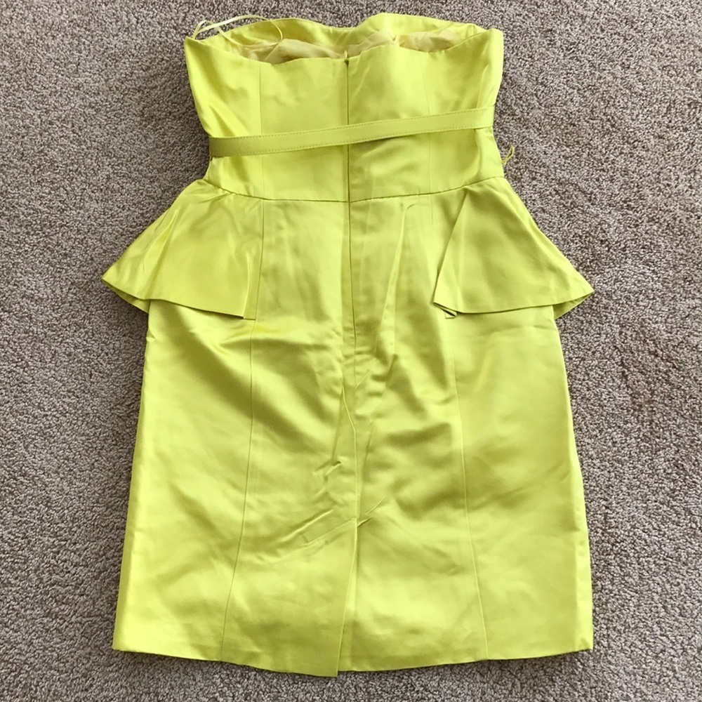 TRINA TURK size 4 yellow silk strapless dress - Picture 4 of 6